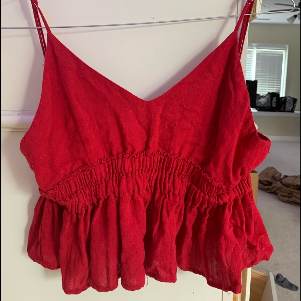 Impeccable pig  size M red crop top shirt